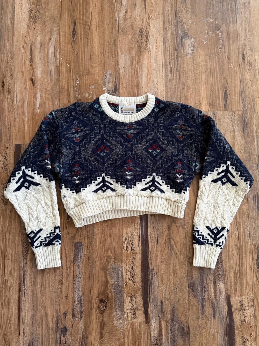 *Vintage* Cropped London Fog Sweater - no size